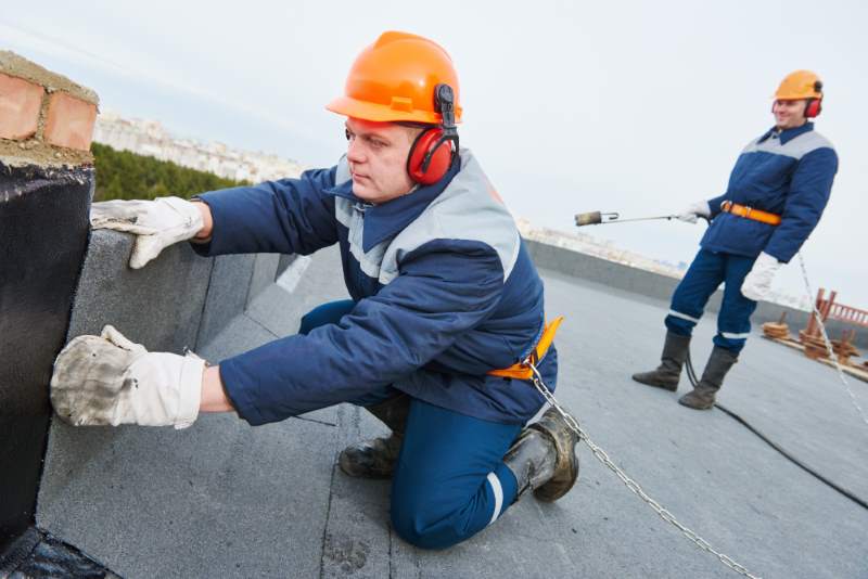 roofing contractor